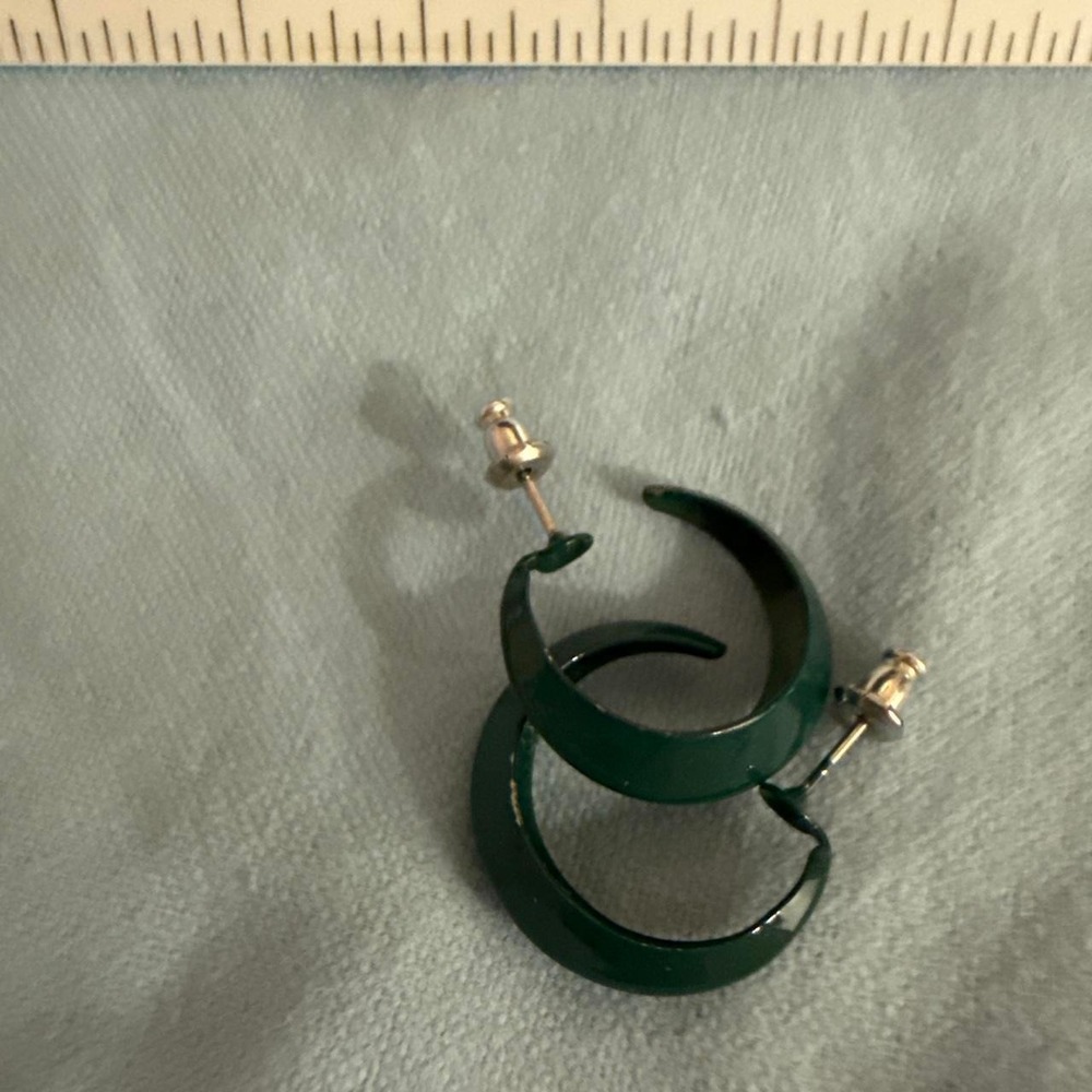 3 Pairs Women Hoop Earrings Set Black White Green Enamel Style Multi Pack
